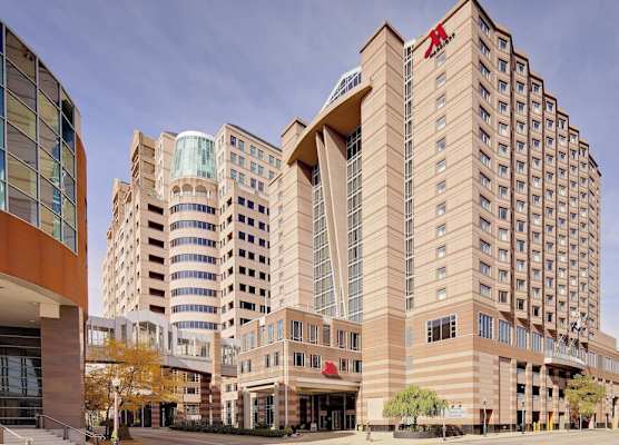 Cincinnati Marriott at RiverCenter 1