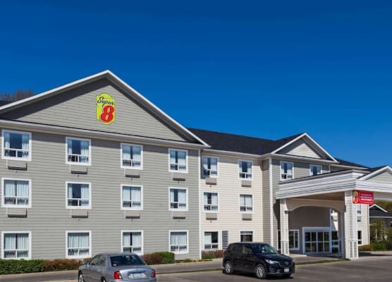 Super 8 by Wyndham Midland 1