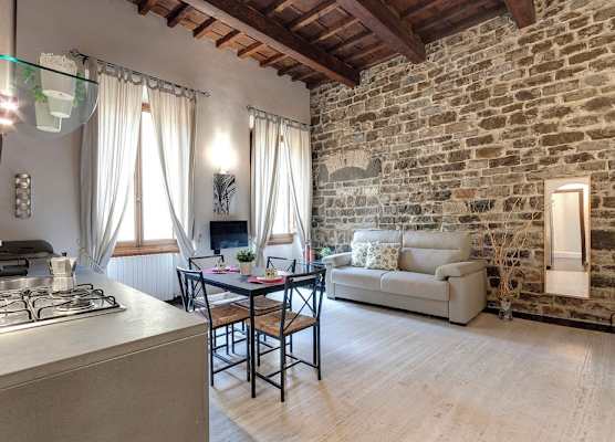 Calzaiuoli Apartments by Mamo Florence 1