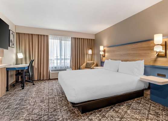 Country Inn & Suites by Radisson, Modesto-Salida 1