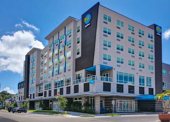 Tru By Hilton St. Petersburg Downtown Central Ave 1