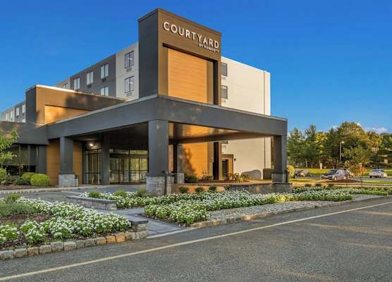 Courtyard Rockaway-Mount Arlington 1