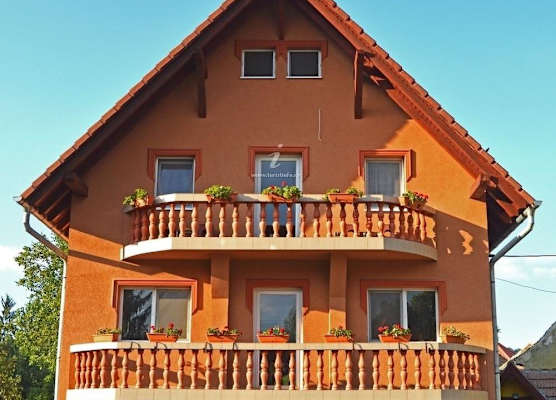 Venesis House 1
