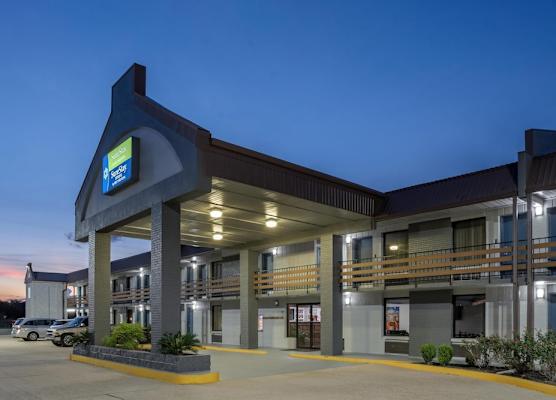 SureStay by Best Western Gonzales 1