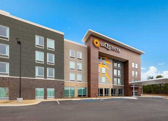La Quinta Inn & Suites by Wyndham Athens I-65 1