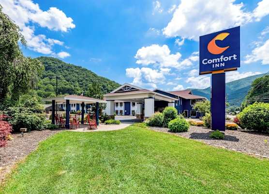 Comfort Inn near Great Smoky Mountain National Park 1