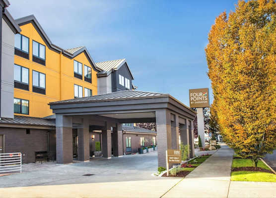 Four Points by Sheraton Downtown Seattle Center 1