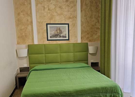 ETNEA ROYAL SUITES 1