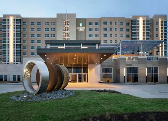 Embassy Suites by Hilton Kansas City/Olathe 1