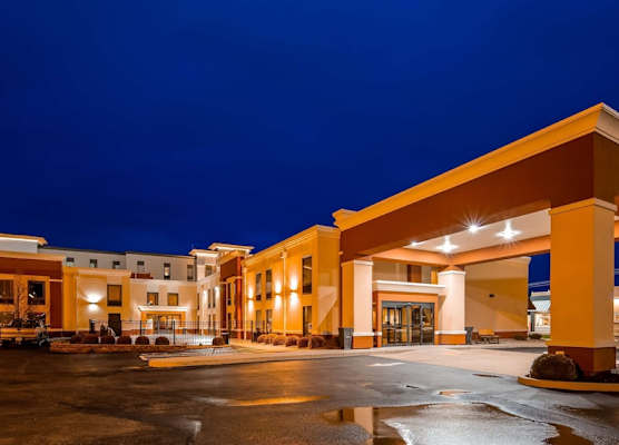 Best Western Plus Parkway Hotel 1