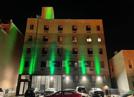 King Hotel Brooklyn Sunset Park 1