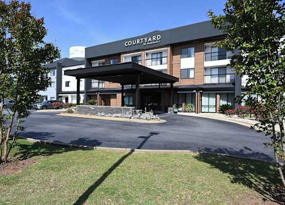 Courtyard by Marriott Albany 1
