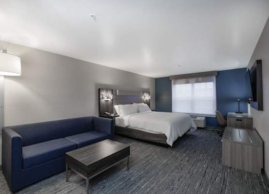 Holiday Inn Express & Suites ZION by IHG 1