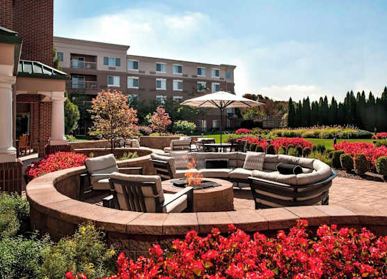 Courtyard by Marriott Basking Ridge 1