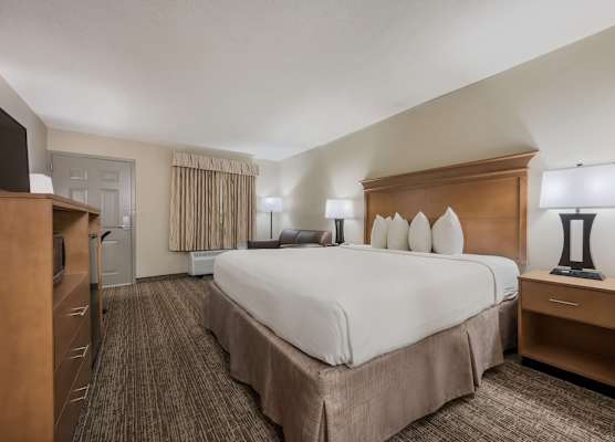 Best Western University Inn 1
