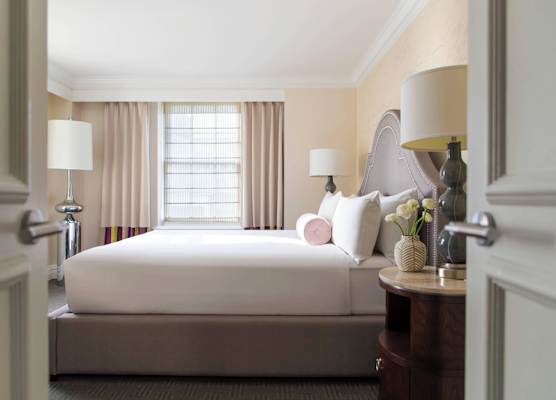 The Mayflower Hotel, Autograph Collection 1