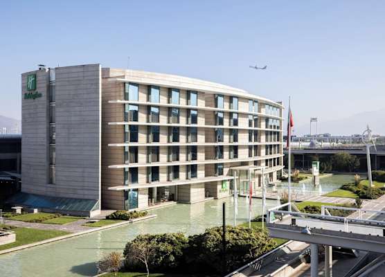 Holiday Inn SANTIAGO - AIRPORT TERMINAL by IHG 1