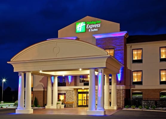 Holiday Inn Express & Suites FRANKLIN by IHG 1