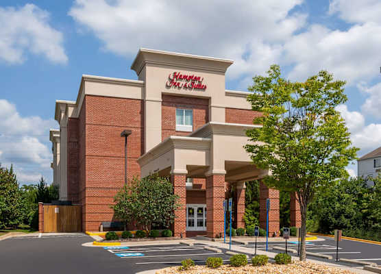 Hampton Inn & Suites Herndon-Reston 1