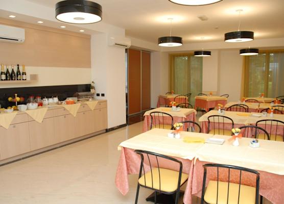 Groane Hotel Residence 1