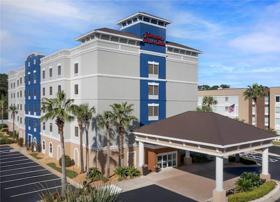 Hampton Inn & Suites Lake City 1