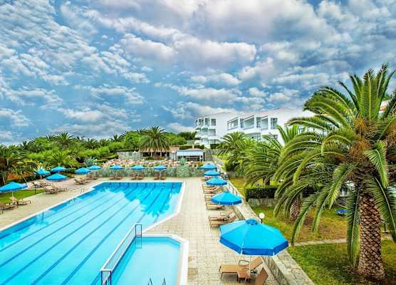 Xenios Port Marina Hotel 1