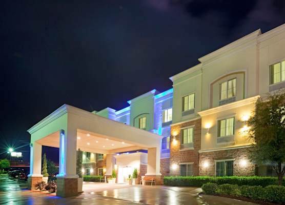Holiday Inn Express & Suites DECATUR by IHG 1