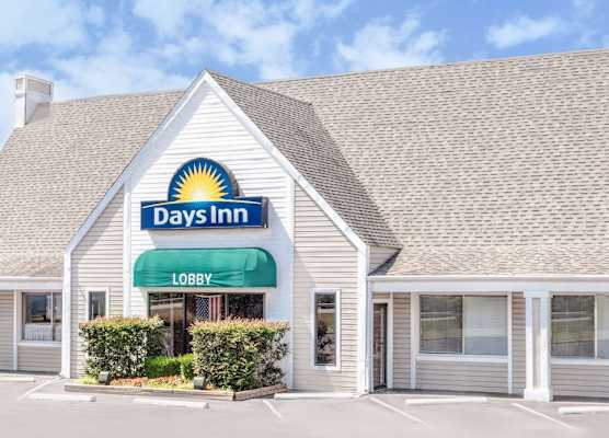 Days Inn by Wyndham Cullman 1
