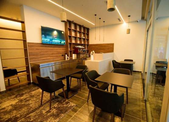 Hotel Zeneli Vlore 1