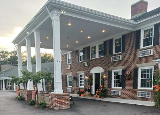 Colonial Inn Seekonk 1