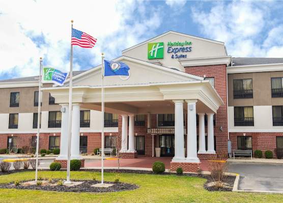 Holiday Inn Express & Suites ASHLAND by IHG 1