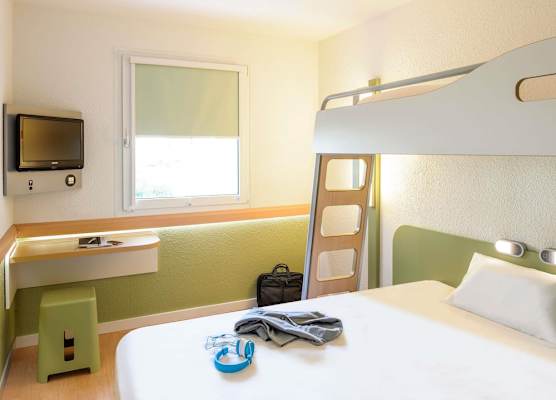 ibis budget Amberieu en Bugey/Chateau Gaillard A42 1