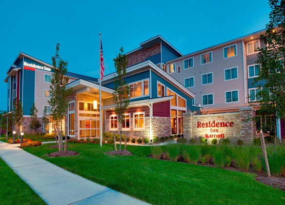 Residence Inn by Marriott Kingston 1