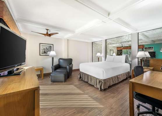 Best Western Pine Tree Motel 1