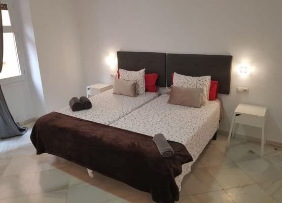 Fan Rooms Duquesa 1