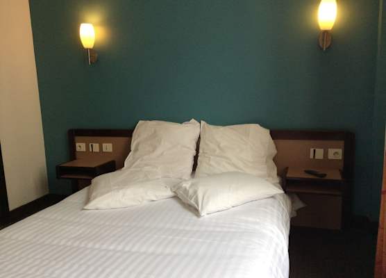 Hotel De La Place 1