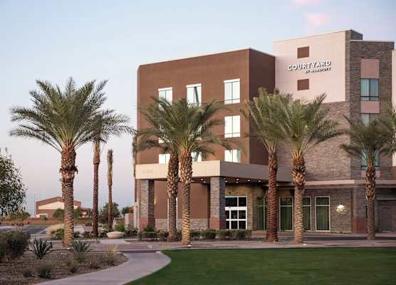 Courtyard by Marriott Mesa at Wrigleyville West 1