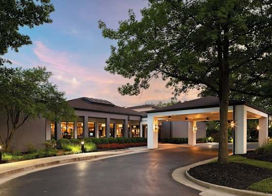 Courtyard Cincinnati Blue Ash 1