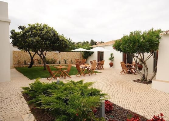 Lost & Found - Guesthouse & Suites 1