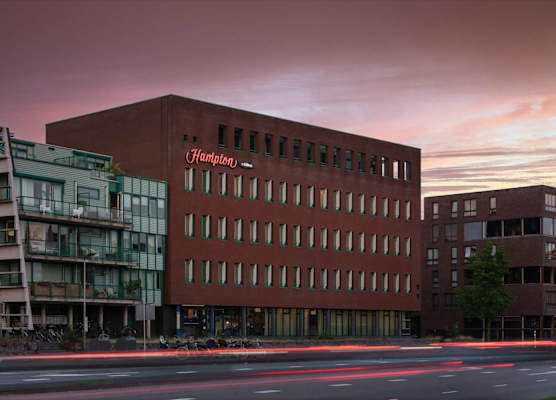 Hampton by Hilton Amsterdam Centre East 1