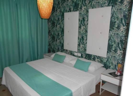 Beach Boys Resort Men Only solo hombres 1