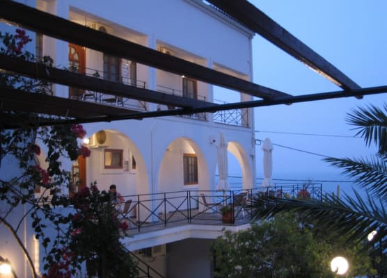 Travlos Studios 1
