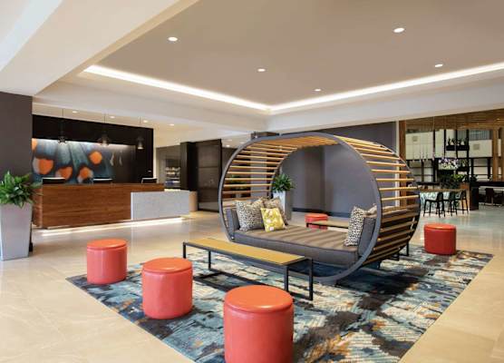 Embassy Suites by Hilton Orlando Airport 1