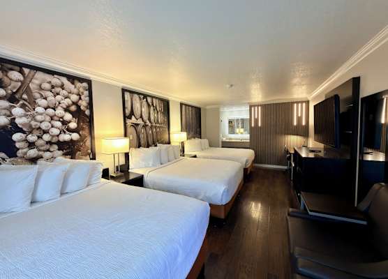 The Orchard Hotel Ukiah Wine Country Free Breakfast, Pool, & Hot Tub 1