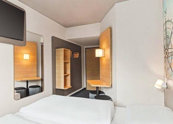 B&B Hotel Lübeck Berliner-Platz 1