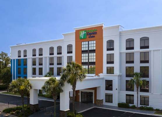 Holiday Inn Express & Suites JACKSONVILLE SE- MED CTR AREA by IHG 1