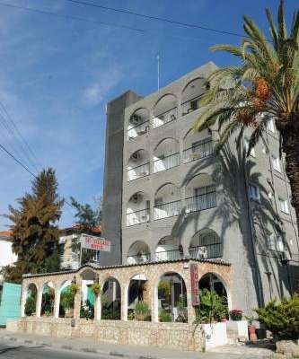 Le Village Hotel 1