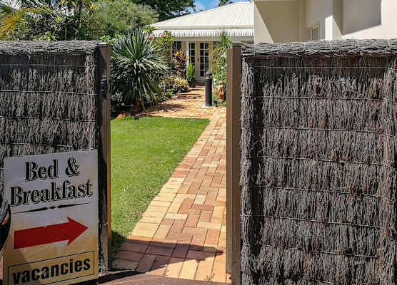 Airport B&B 1