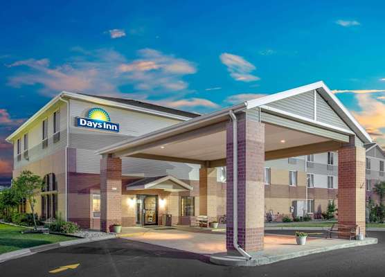 Days Inn by Wyndham Madison NE/Windsor 1