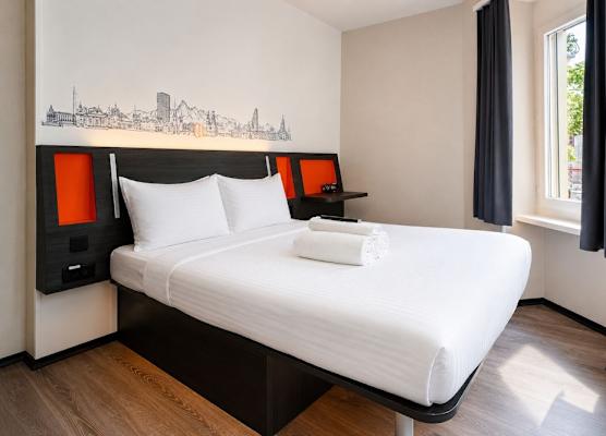 easyHotel Zürich City Main Station 1